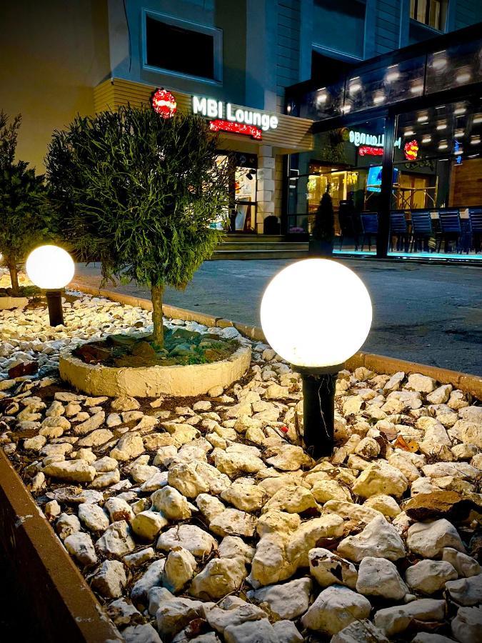 Mbi Travel Inn Крайова Екстериор снимка