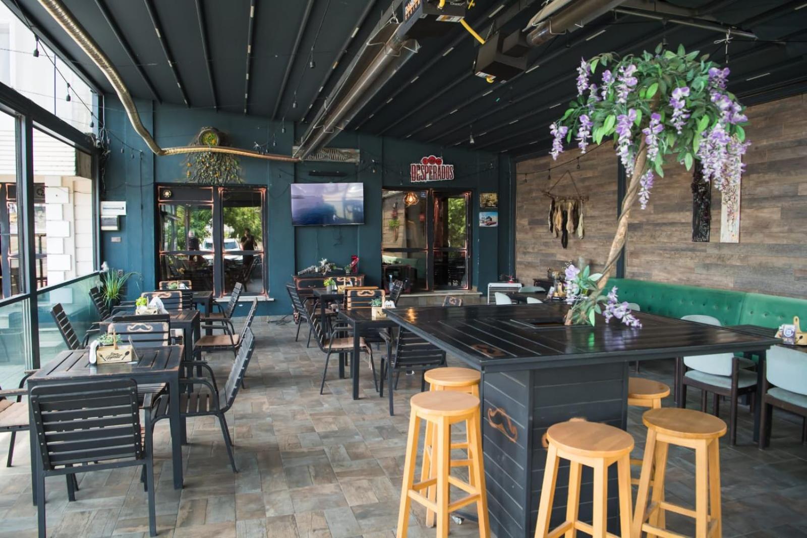 Mbi Travel Inn Крайова Екстериор снимка